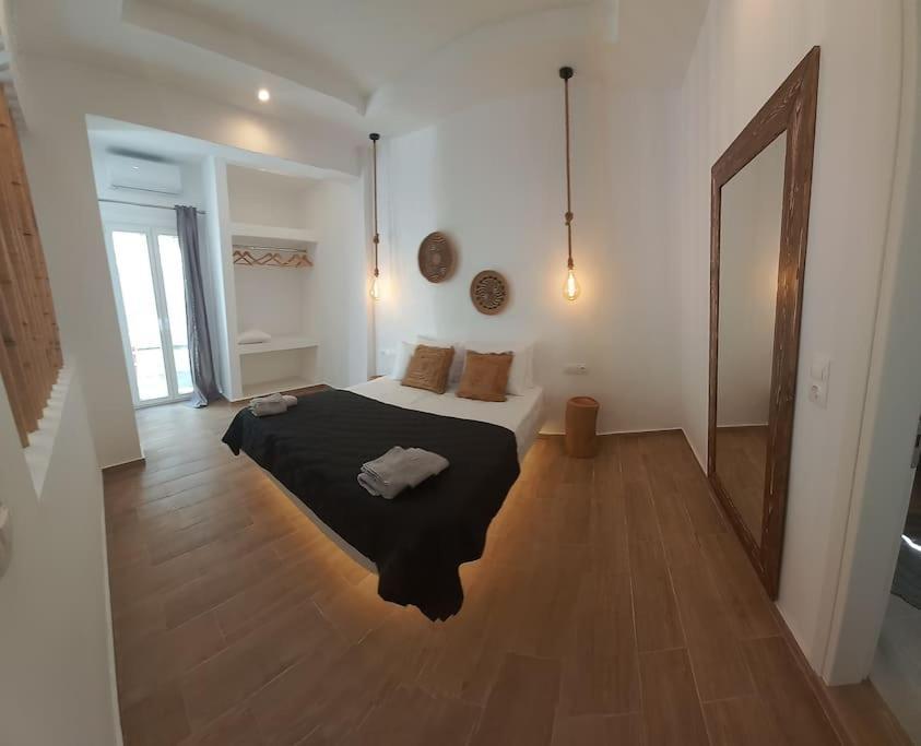 Deja Vu Ευχάριστο Σπίτι Στο Κέντρο Του Νησιού Ίου Apartment Chora  Exterior photo